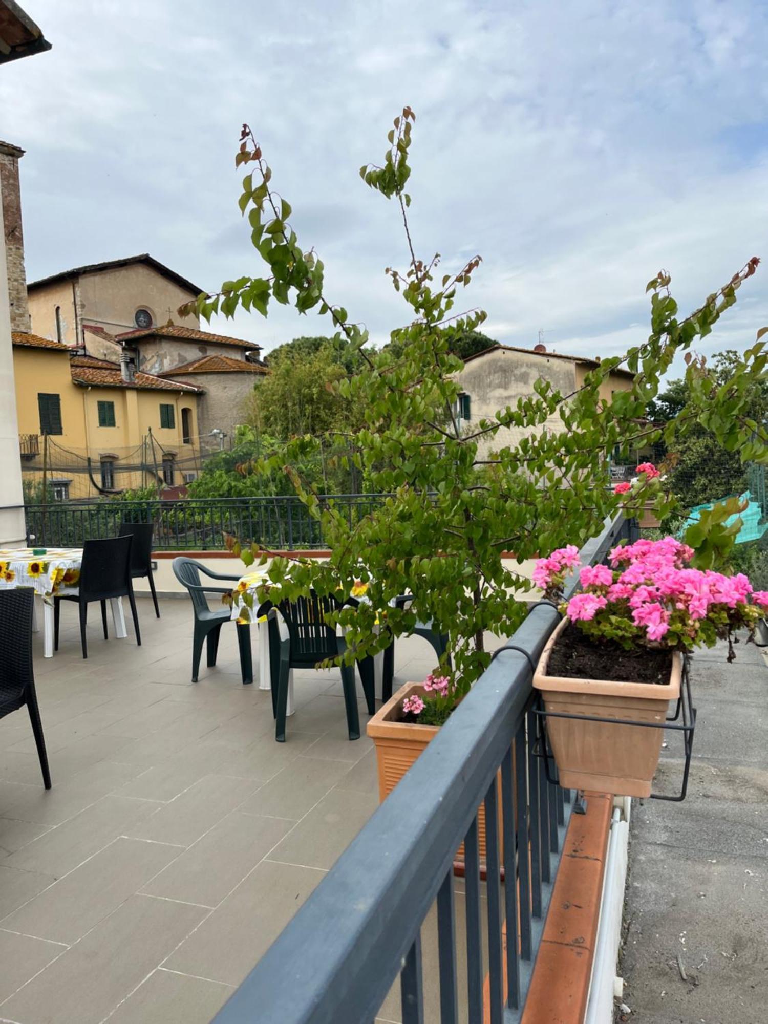 Appartamenti La Piazzetta Vicino A Firenze 锡尼亚 外观 照片